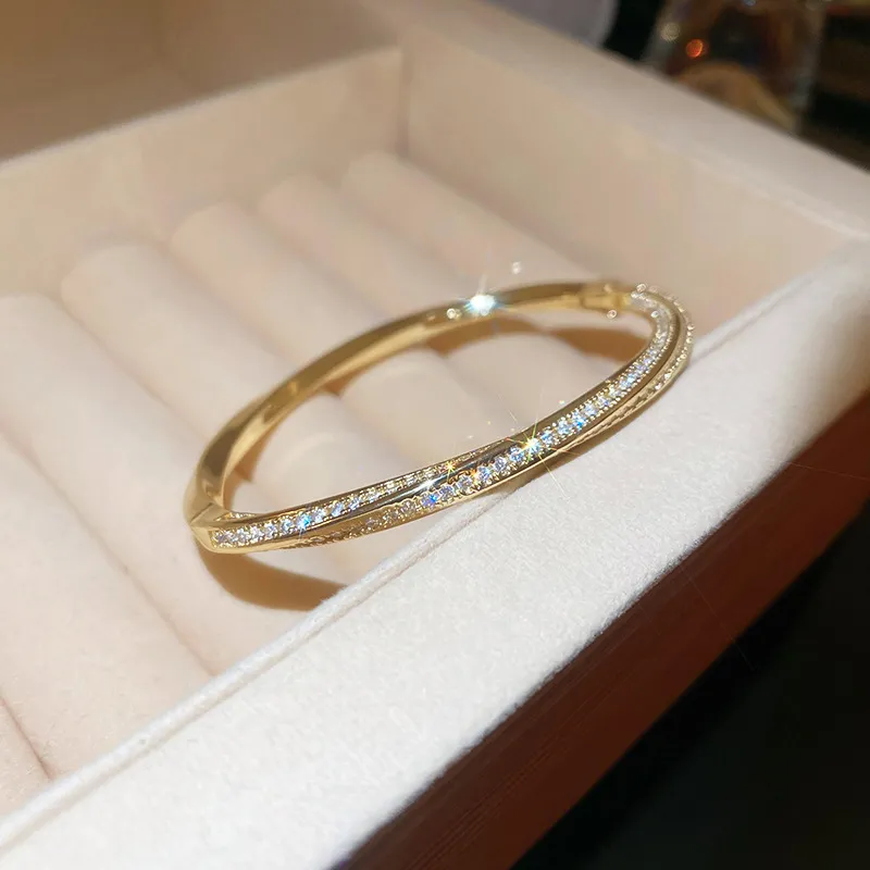 Infinite Glow Bangle